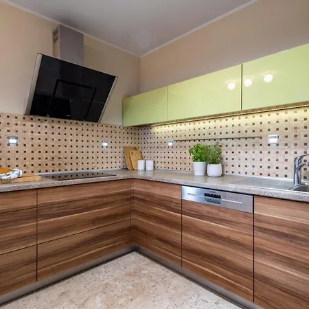 Z Tarasem 120m2, Klimatyzacja, Parking W Garazu Appartement