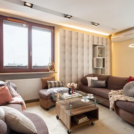 Z Tarasem 120m2, Klimatyzacja, Parking W Garazu